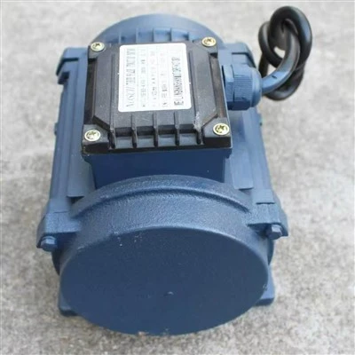 0,75 kW Dreiphasen-Lüftermotor 243 x 148 x 161 mm